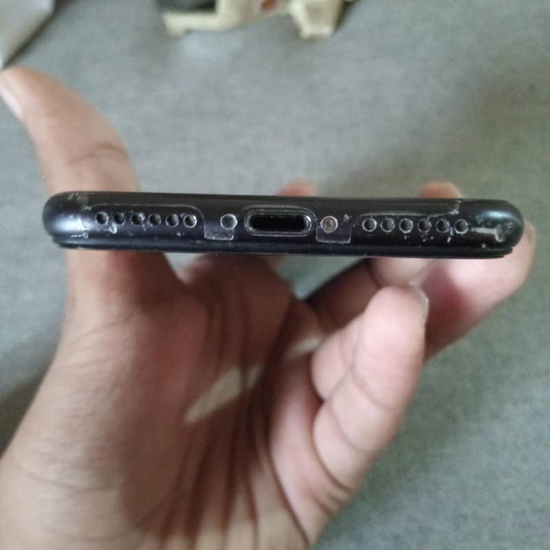 Apple iPhone 7 7