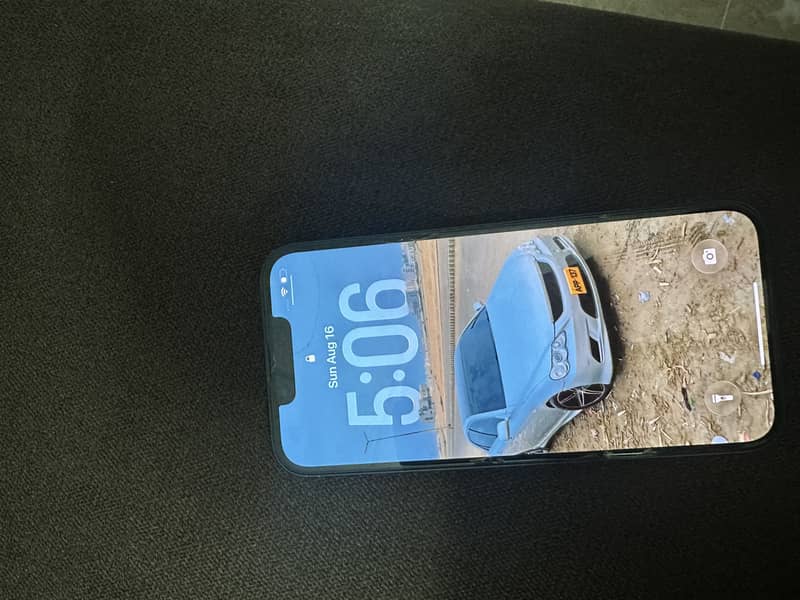 Apple iPhone 13 6