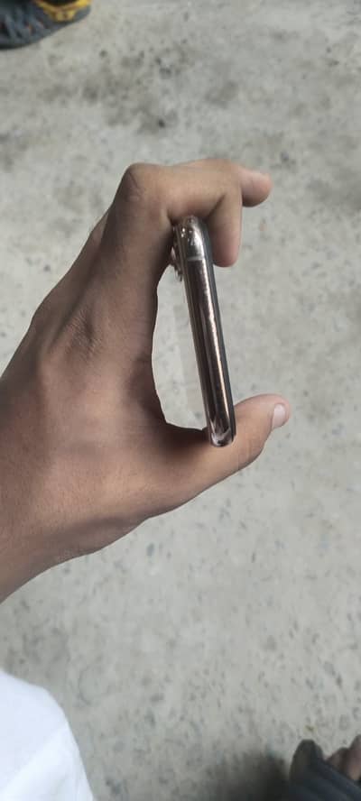 Apple iPhone XS