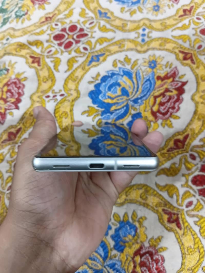 google pixel 7a 4