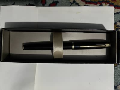 Luxury Original Parker Sonnet Ink Pen - Black & Gold GT(with Box)