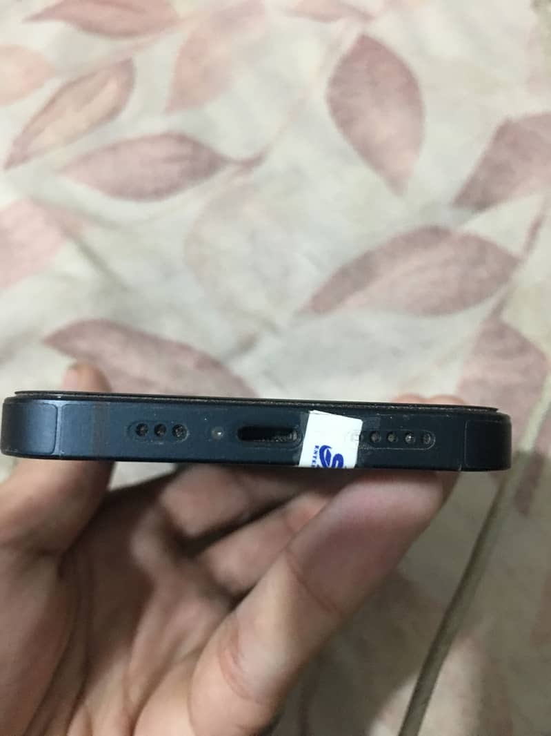 Apple iPhone 14 6