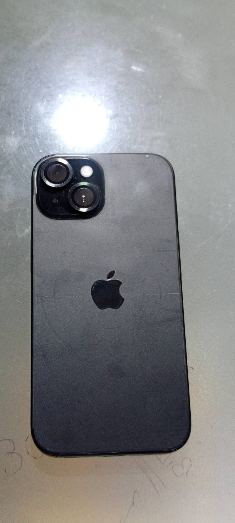 iPhone 15 lock 0