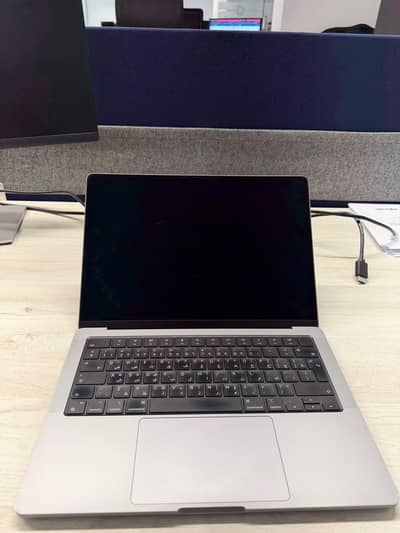 Macbook Pro M2