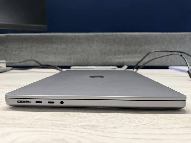 Macbook Pro M2 4