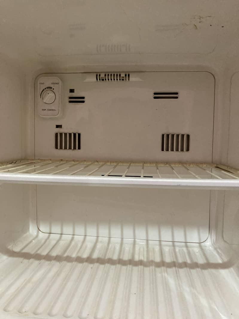 LG Model 8