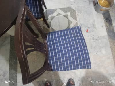 6 seater dining table