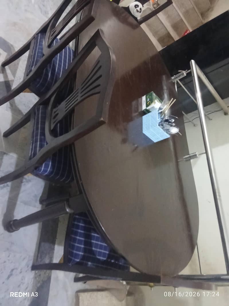 6 seater dining table 3