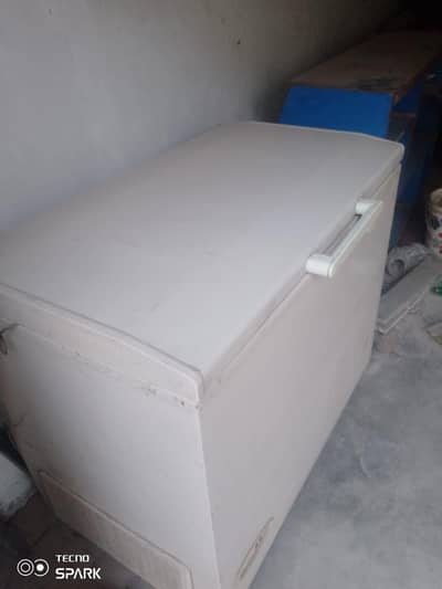 Deep Freezer – Excellent Condition