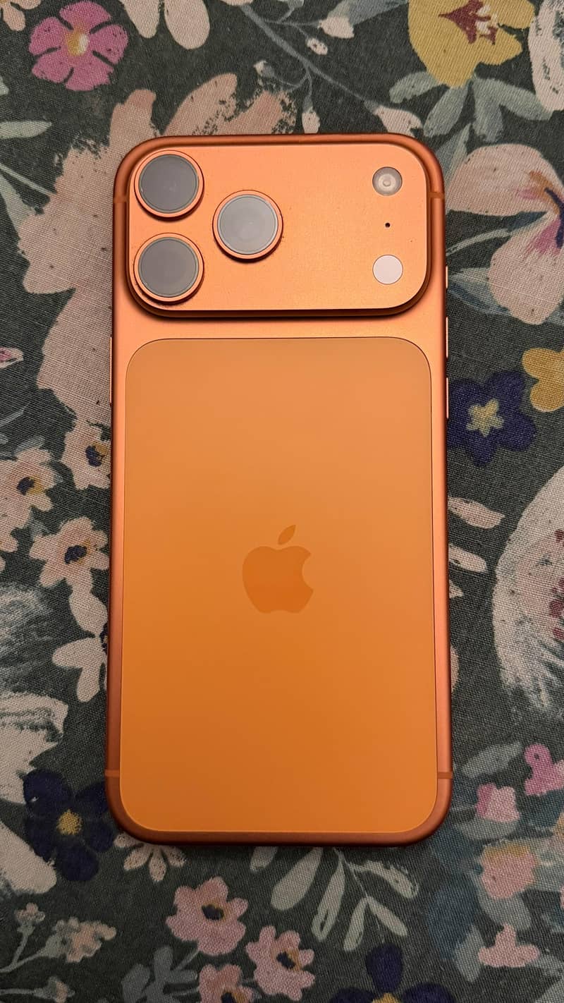 Apple iPhone 17 Pro Max 0