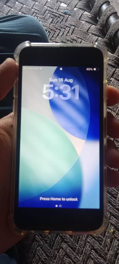 Apple iPhone SE 2020 factory unlocked