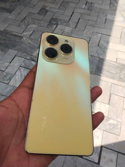 Tecno Spark 20 Pro