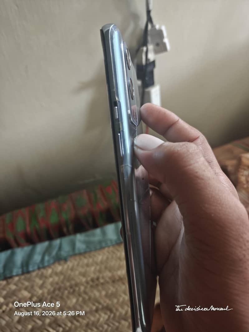 One Plus 9 Pro 4