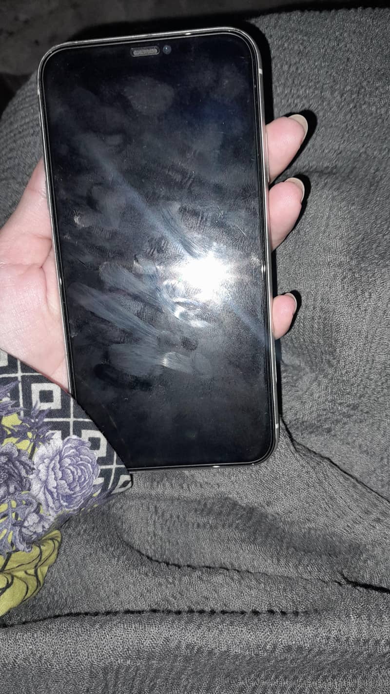 Apple iPhone 11 3