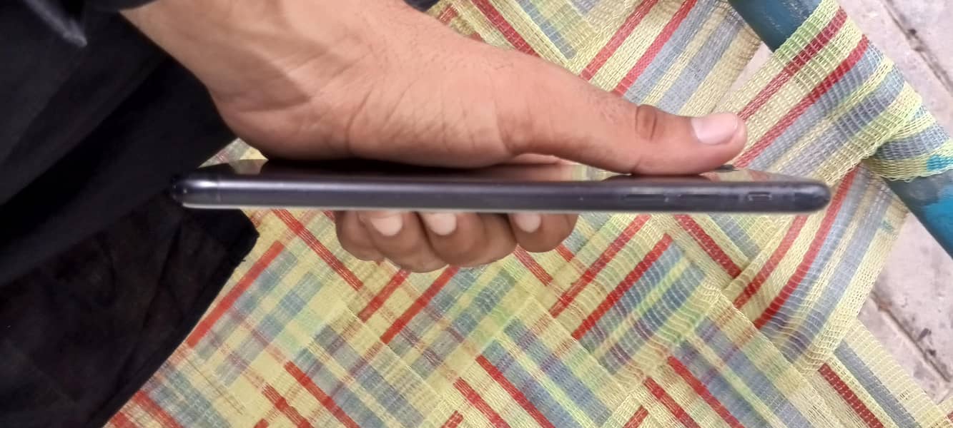 Apple iPhone 7 Plus 3