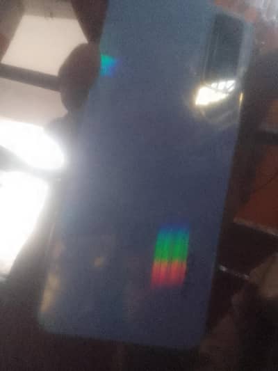 Vivo V21