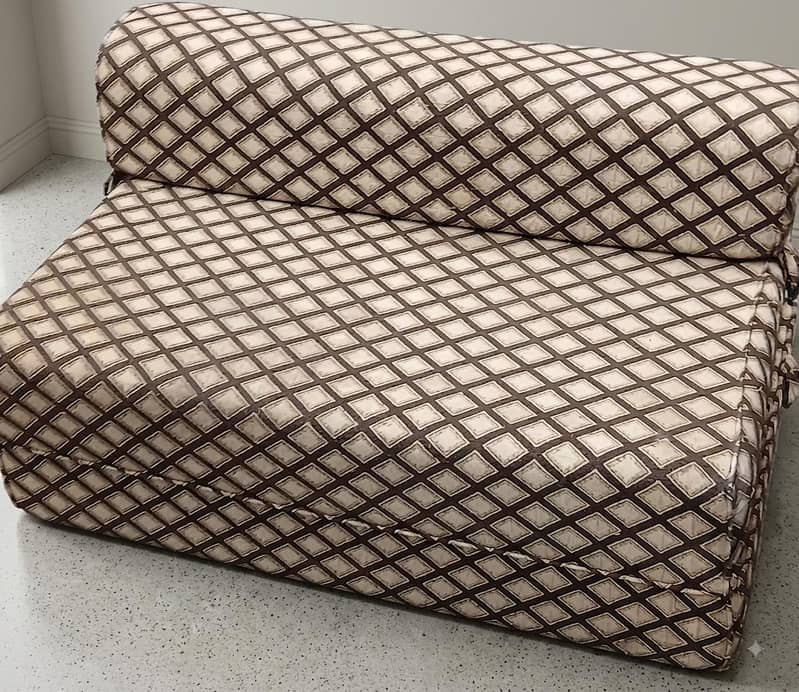 Sofa Cumbed 1