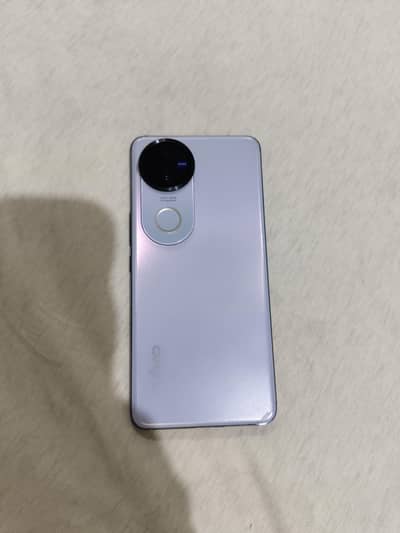Vivo V50 12/512GB