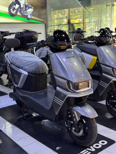 Revoo A12