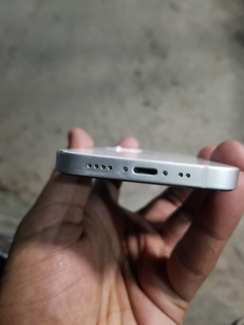 Apple iPhone 12 mini 2