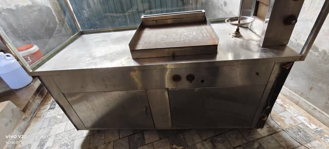 shawarma counter
