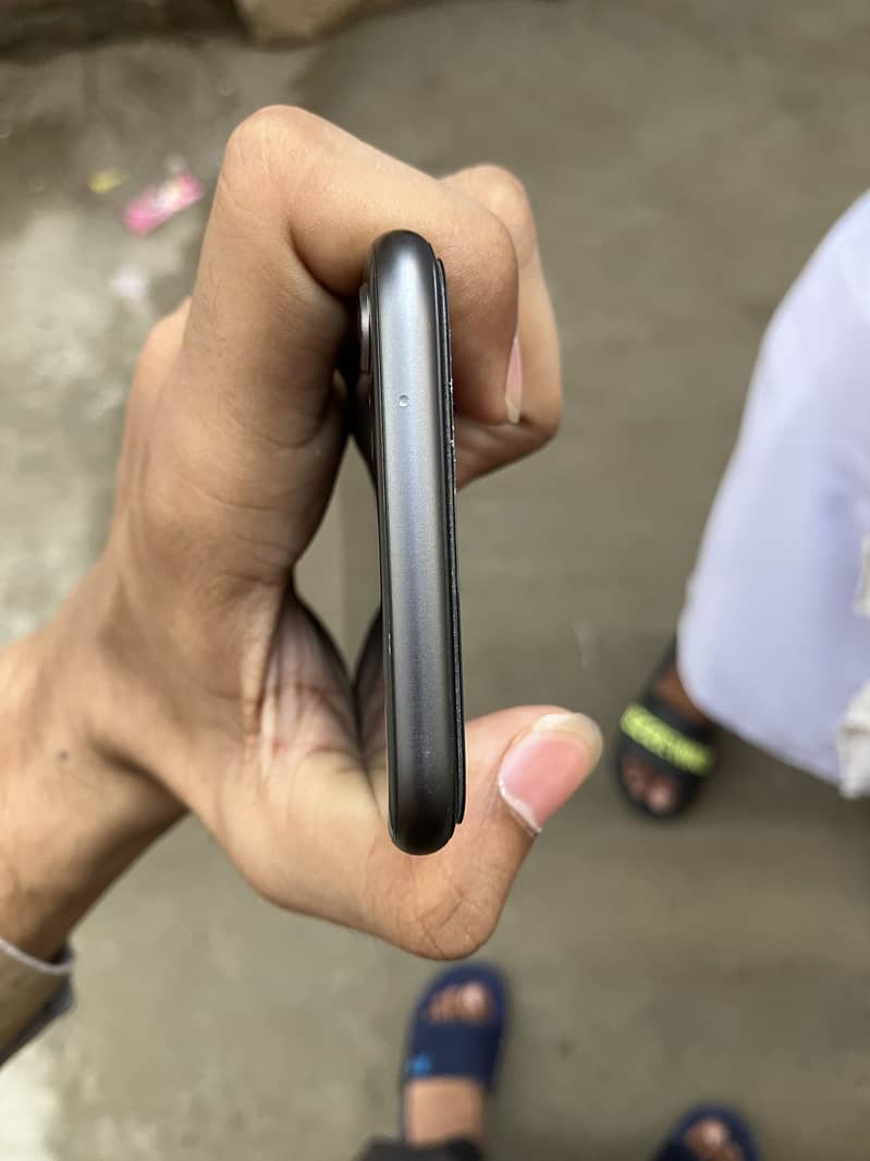 Apple iPhone 8 0