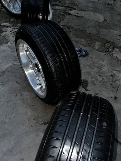 Alloy Rims With Tyres