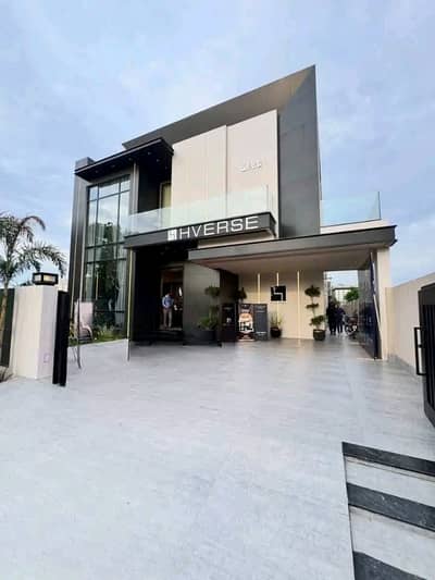 1 Kanal Brand New Luxury Furnished House for Rent in a Prime Location of Bahria Town, Lahore.