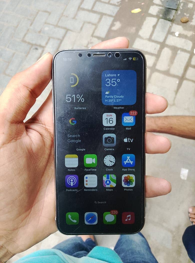 Apple iPhone X 5