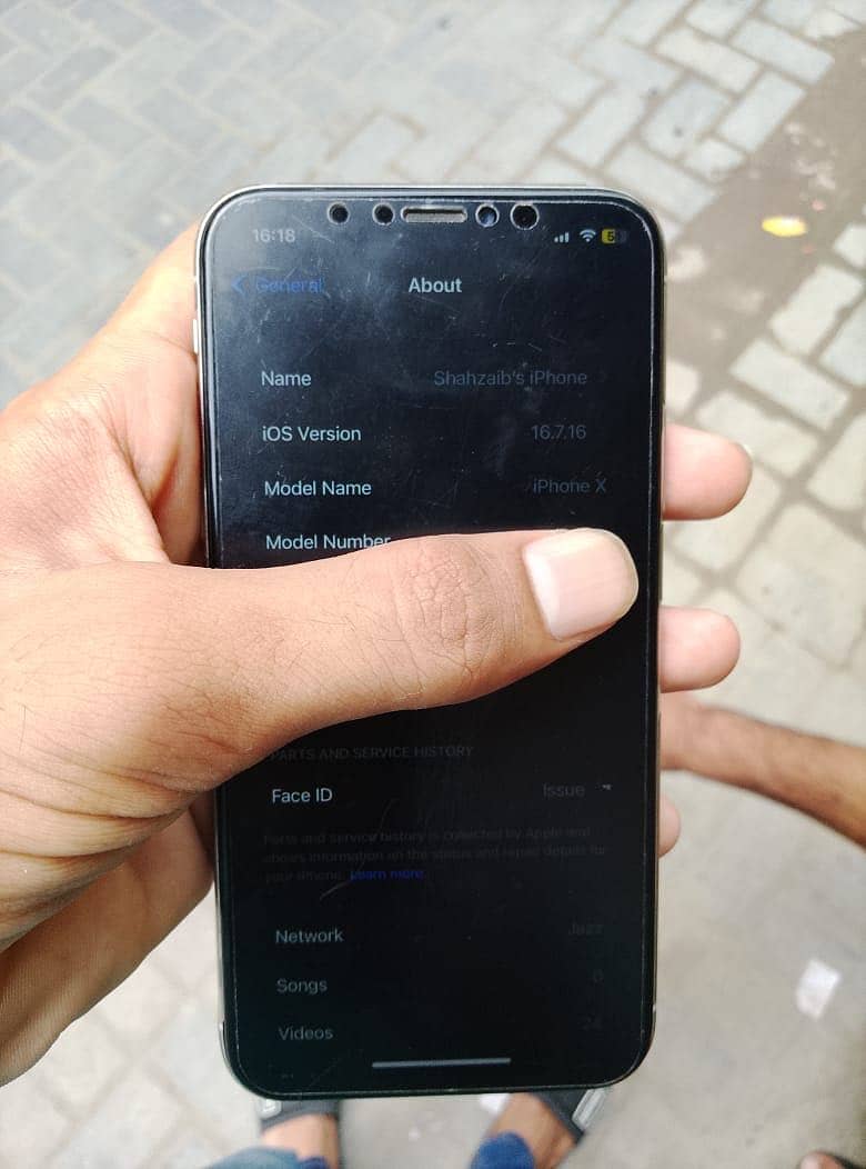 Apple iPhone X 6