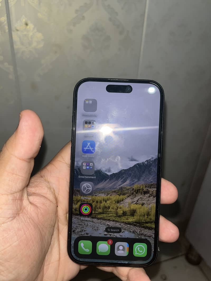 Apple iPhone 15 8