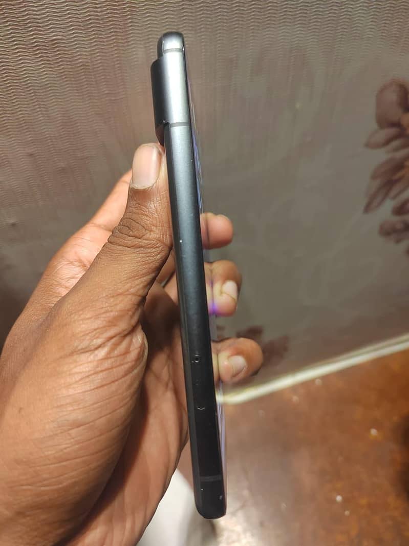 Google Pixel 8 3