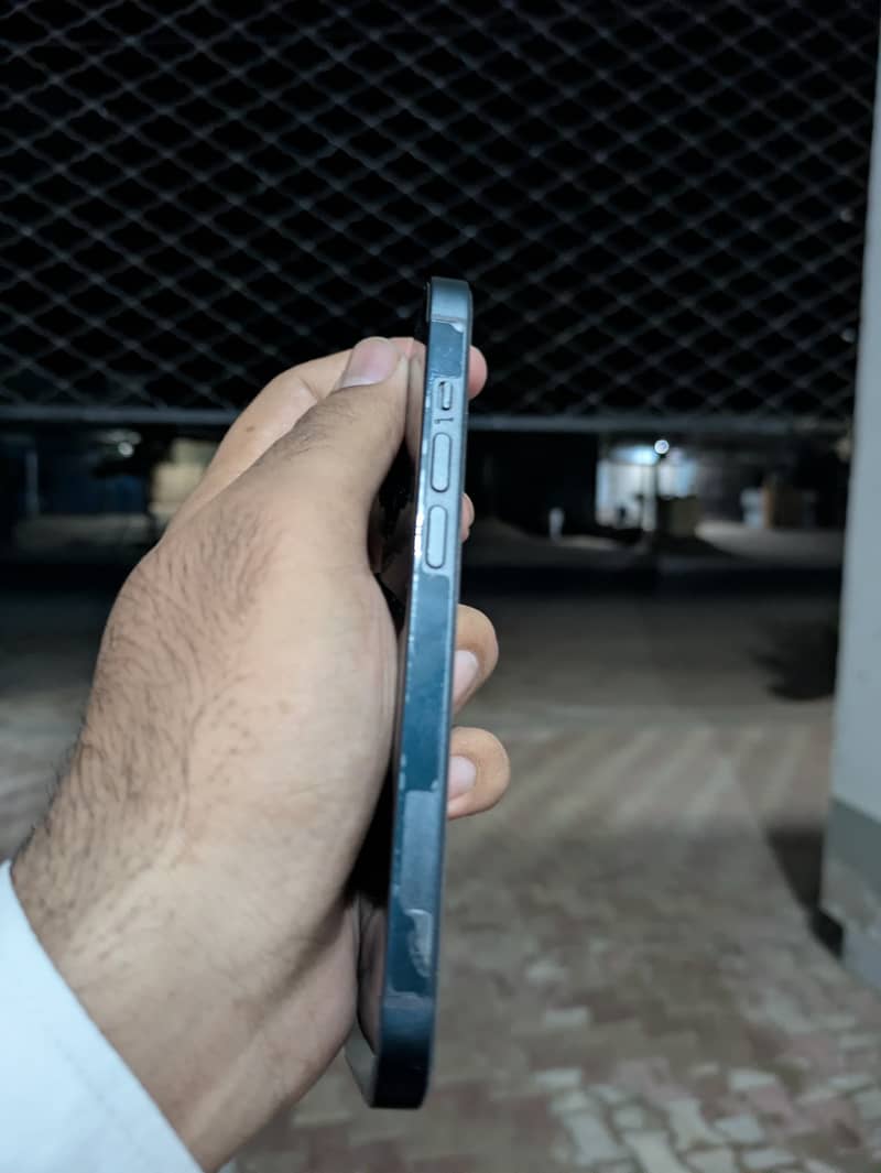 Apple iPhone 14 1