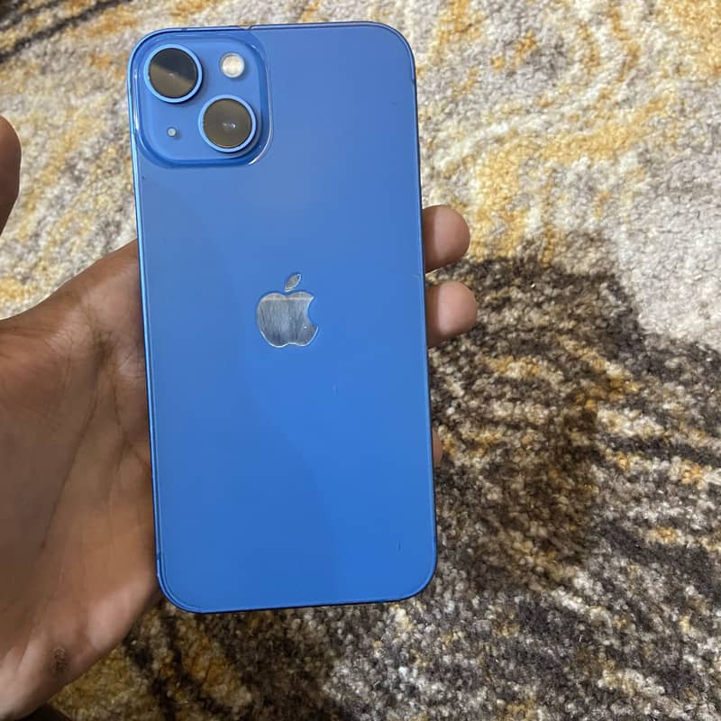 Apple iPhone 13 3