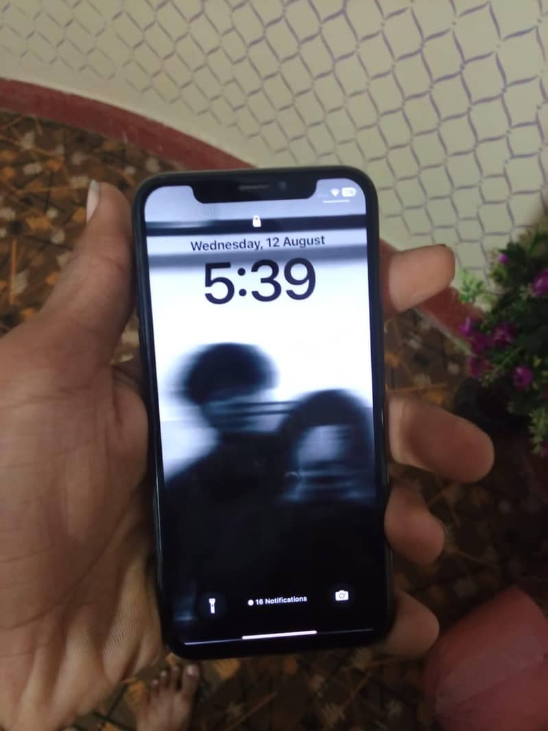 Apple iPhone X 1