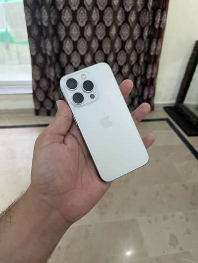 Apple iPhone 15 pro factory unlocked