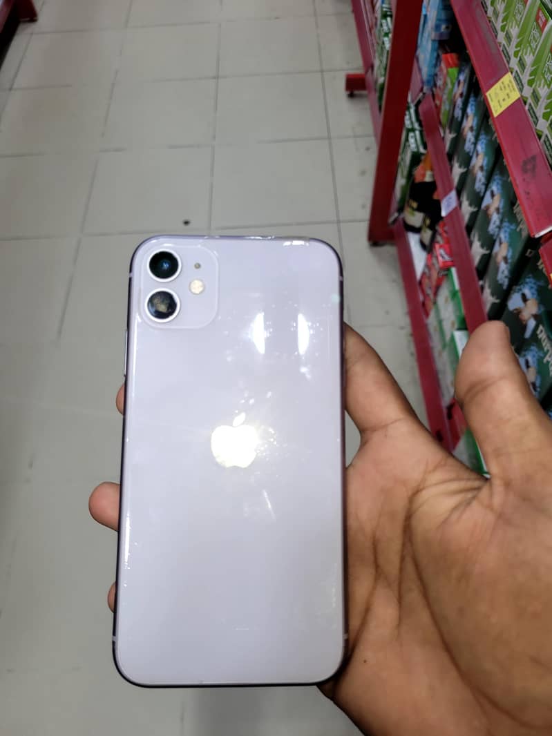 Apple iPhone 11 8