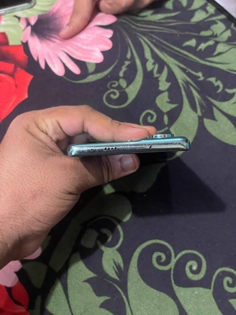 Tecno CAMON 40 5