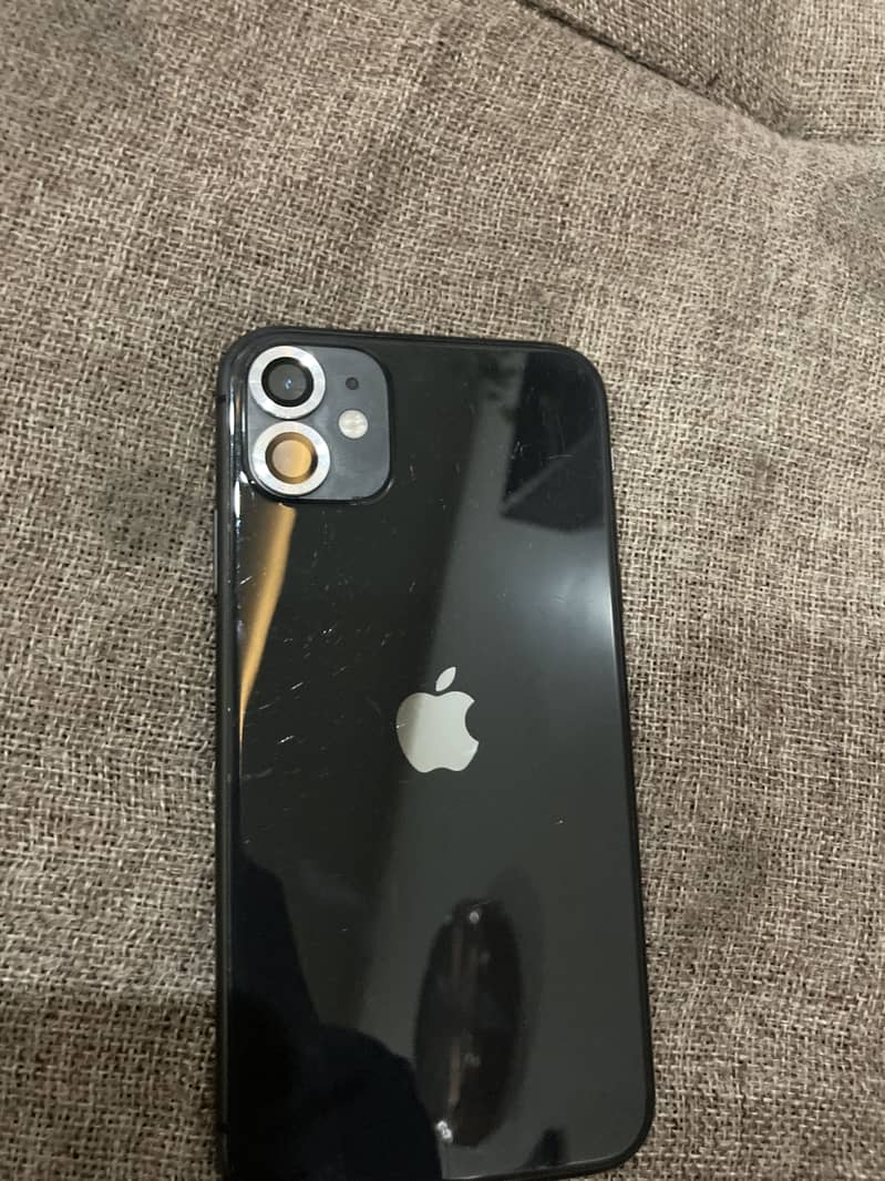 Apple iPhone 11 3