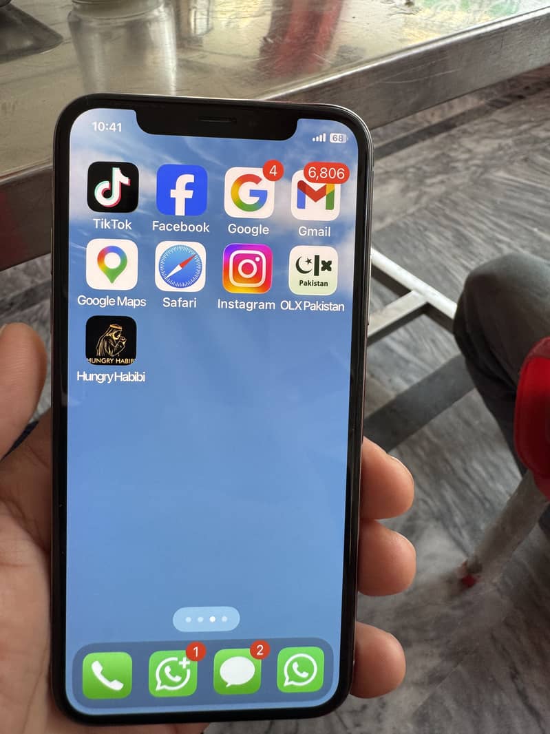 Apple iPhone X 5