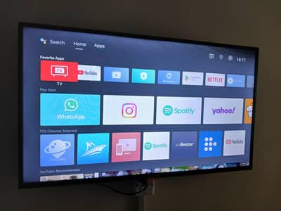 TCL 42" smart android LED with original remort