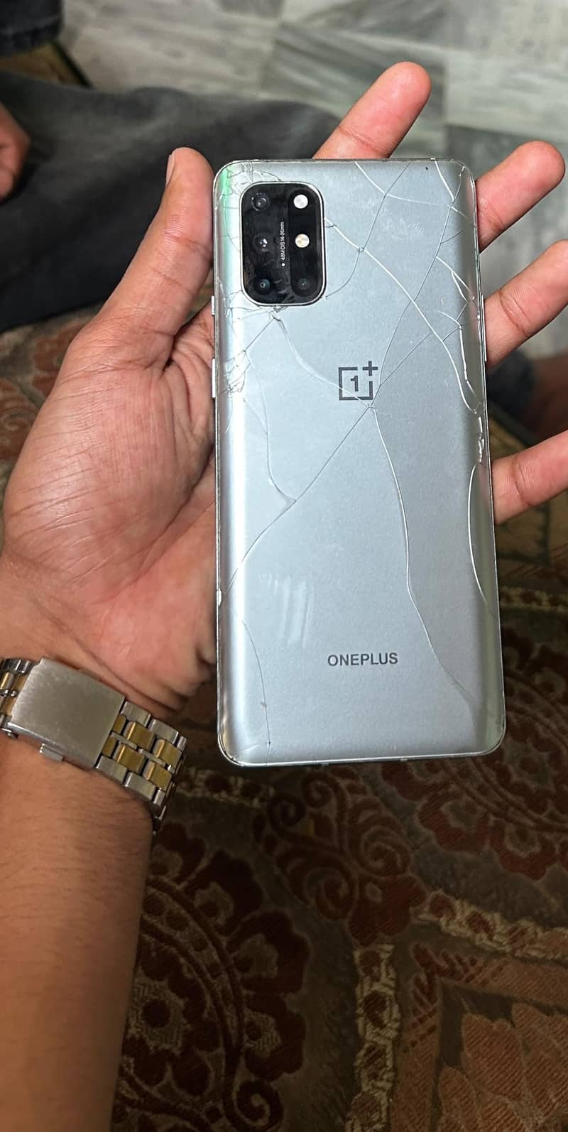One Plus 8T 0