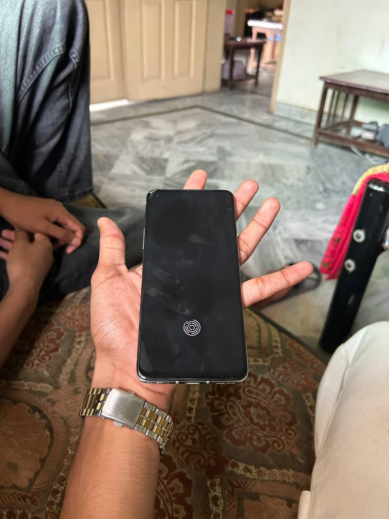 One Plus 8T 6