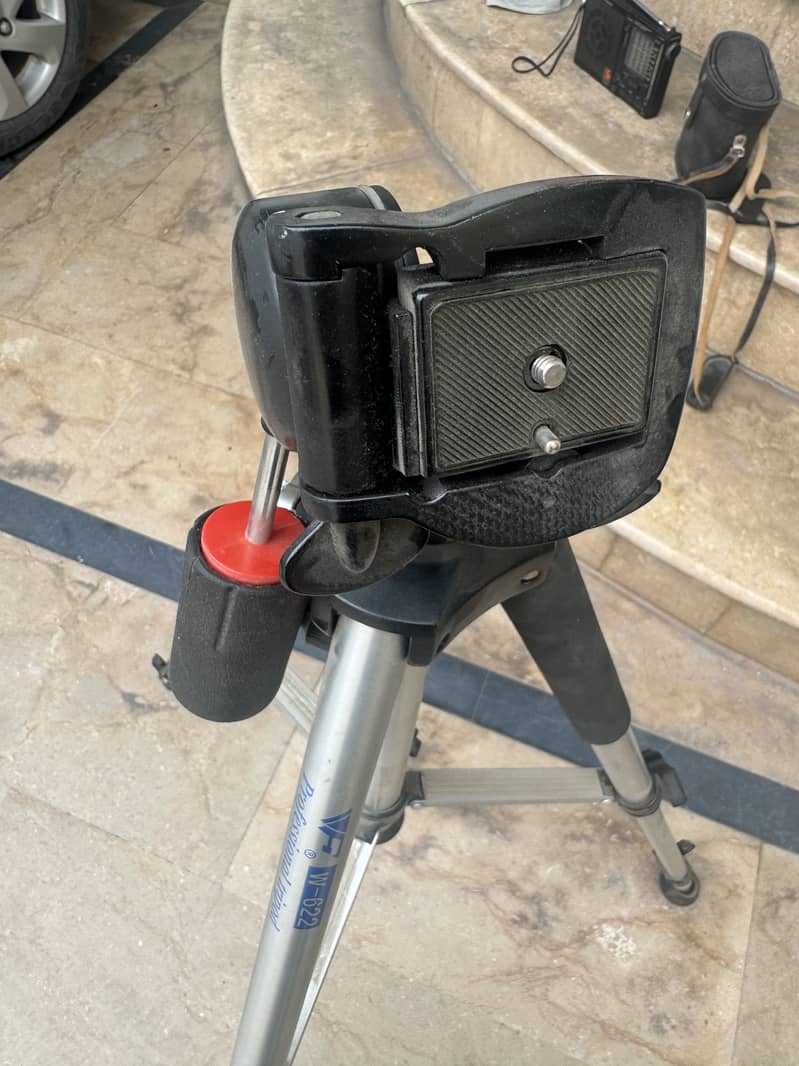Tripod & studio light diffuser umbrella 4