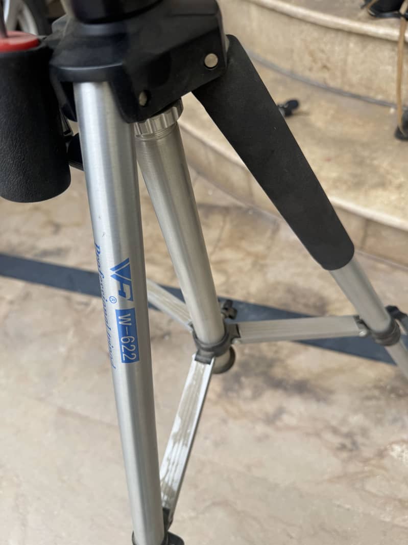 Tripod & studio light diffuser umbrella 6