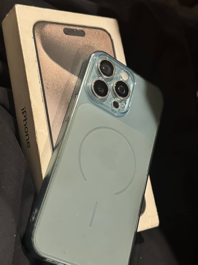 iPhone 15 Pro Max 7