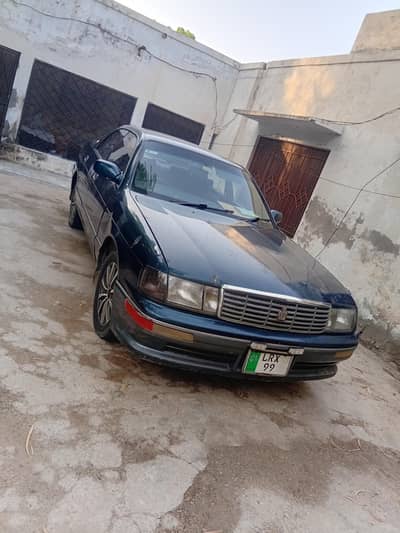 Toyota Crown 1982