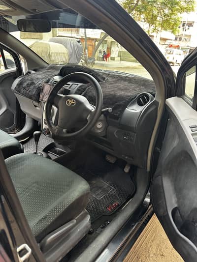 Toyota Vitz 2007