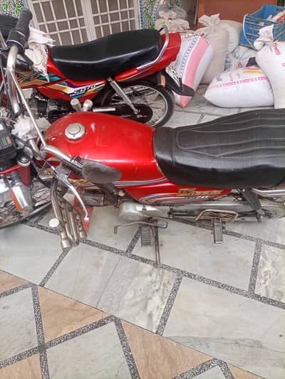 dhoom 79 neat condition