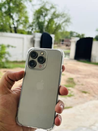 Apple iPhone 13 Pro